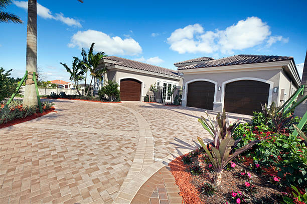 Best Local Driveway Pavers  in Nixa, MO